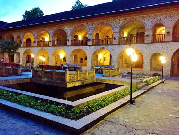 کاروانسرای شکی
