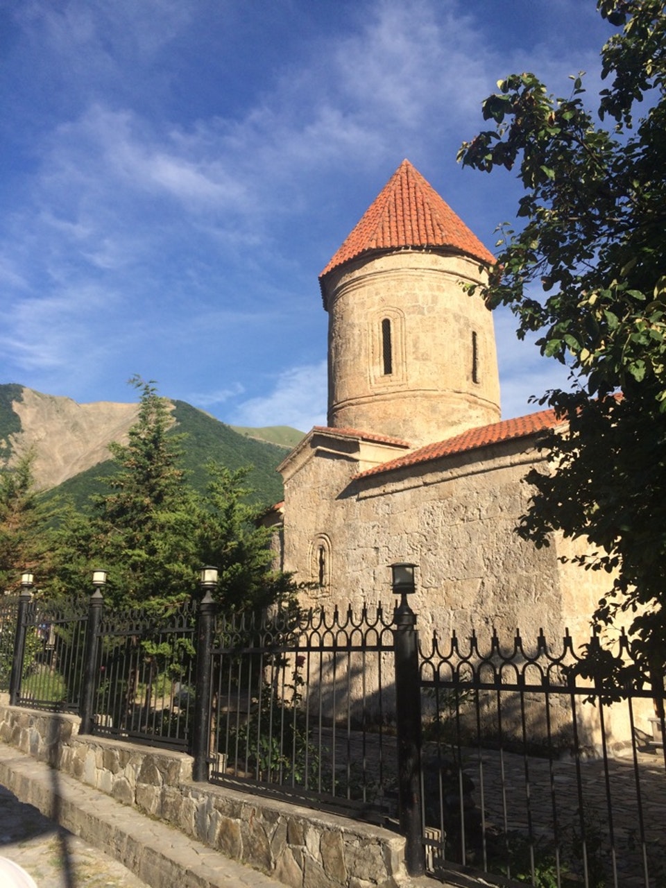 کلیسای آلبانیایی کیش