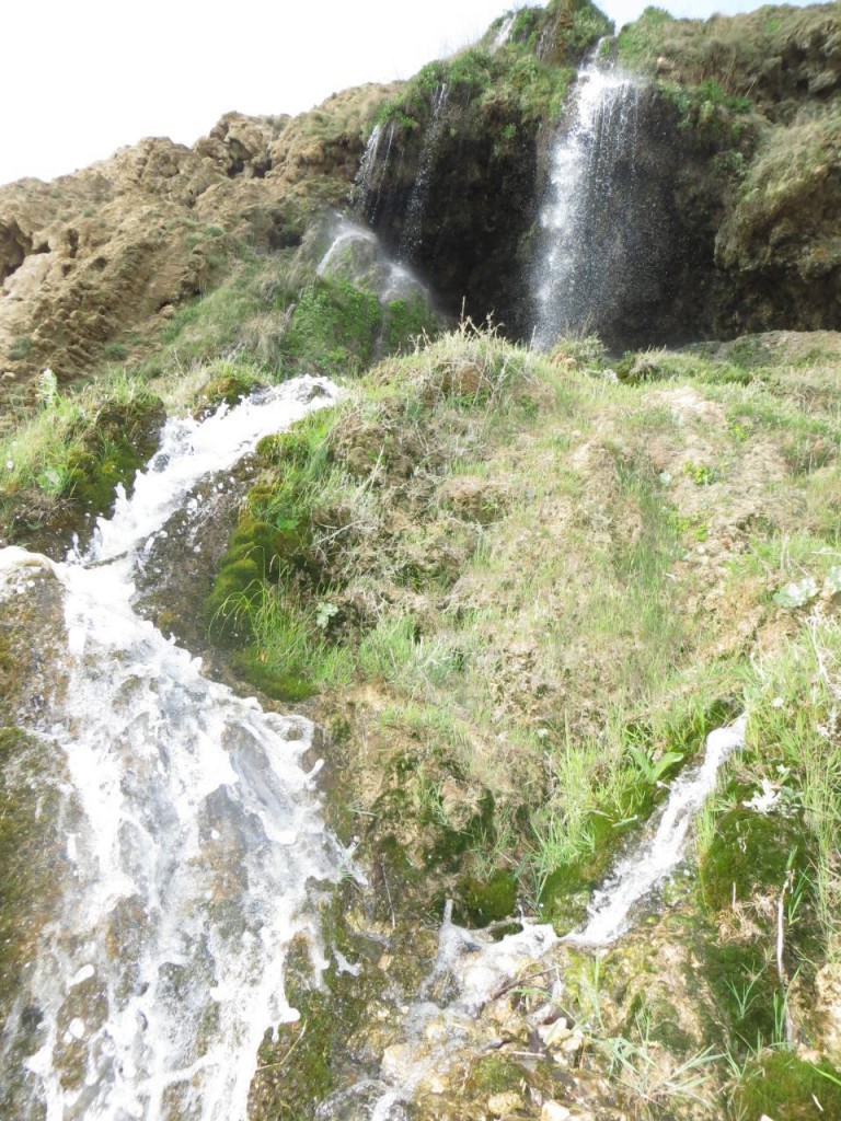 آبشار منج