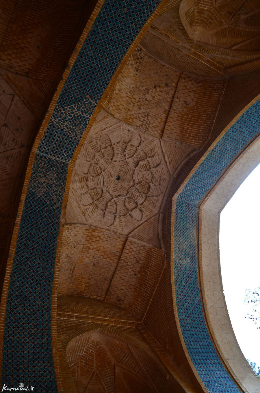 منارجنبان اصفهان
