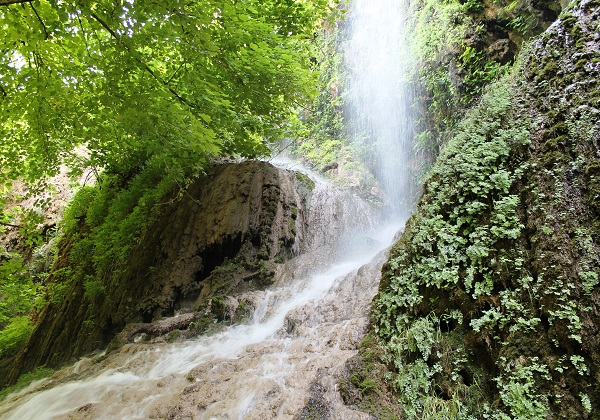 آبشار پیرغار گالیکش