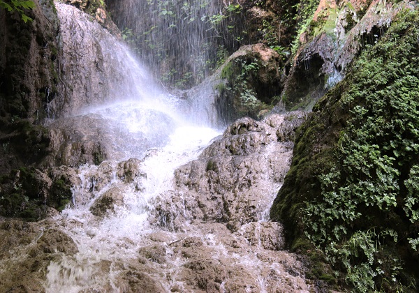 آبشار پیرغار گالیکش