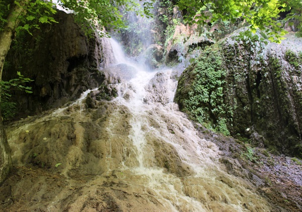 آبشار پیرغار گالیکش