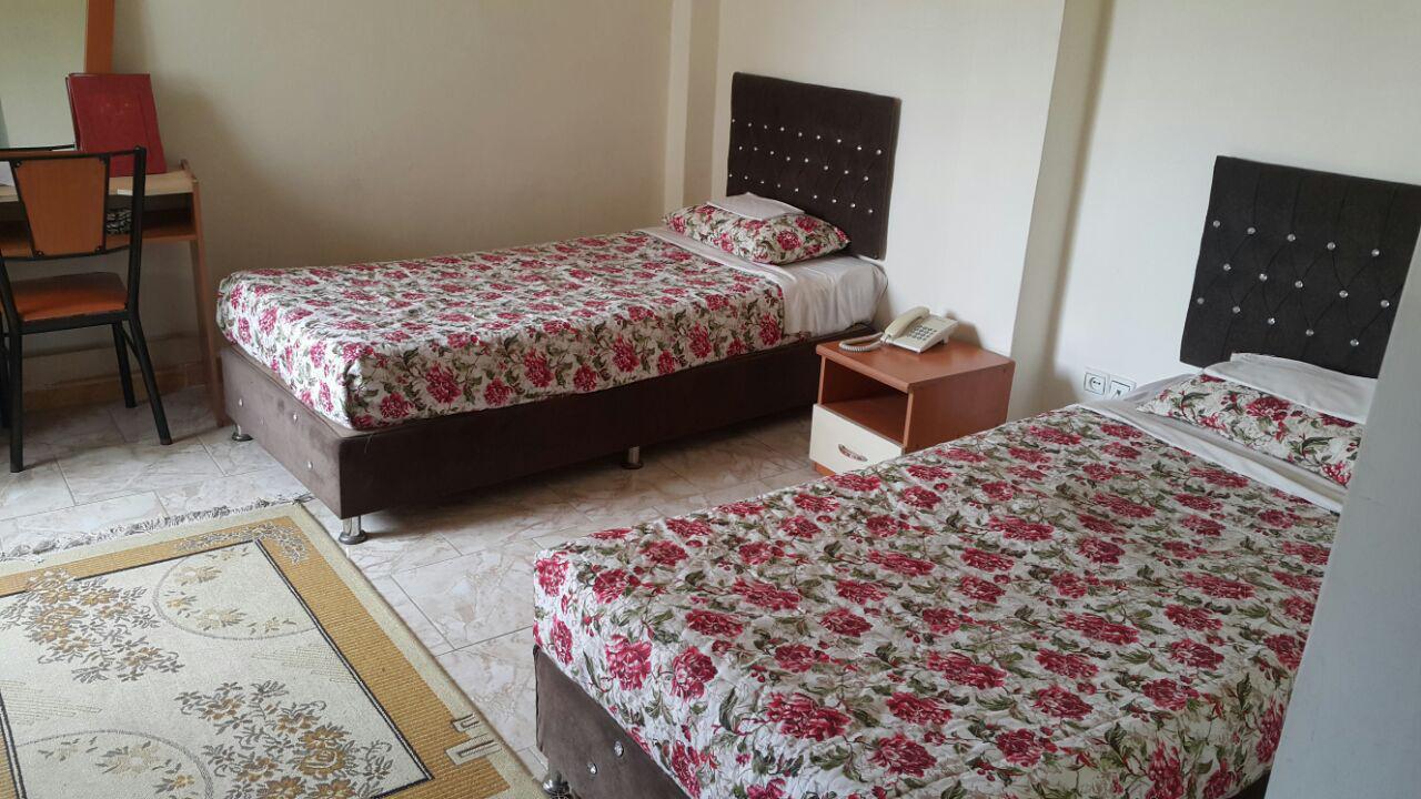 هتل سیروس رودسر