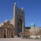 آرامگاه شیخ احمد جامی
