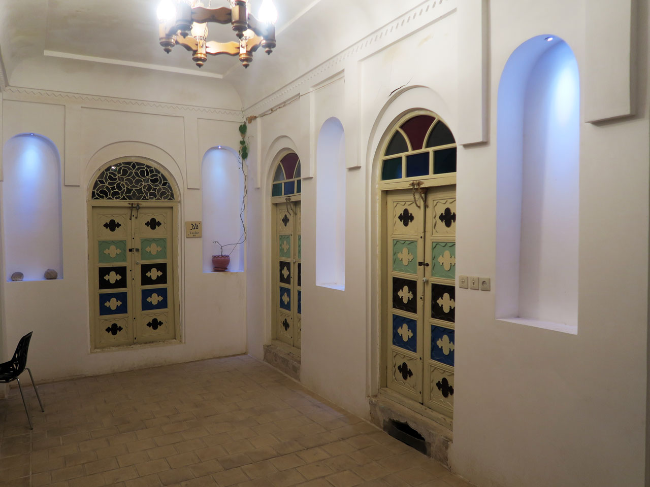 هتل سنتی طبیب شوشتر