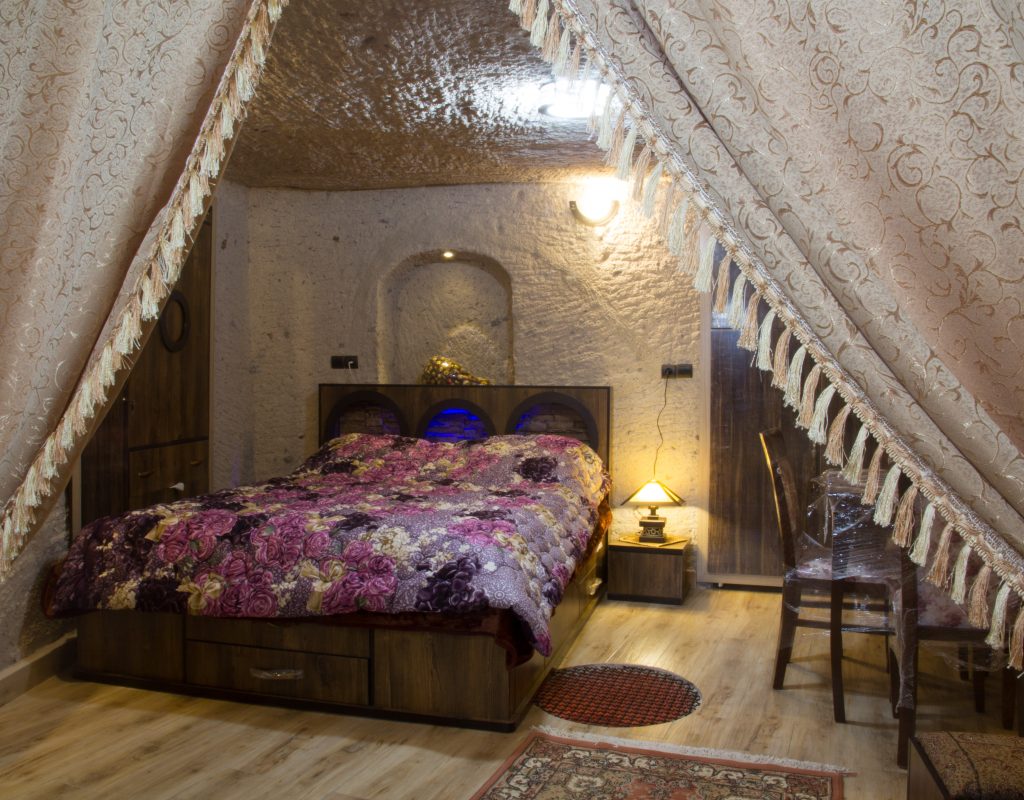 هتل صخره ای تورال کندوان