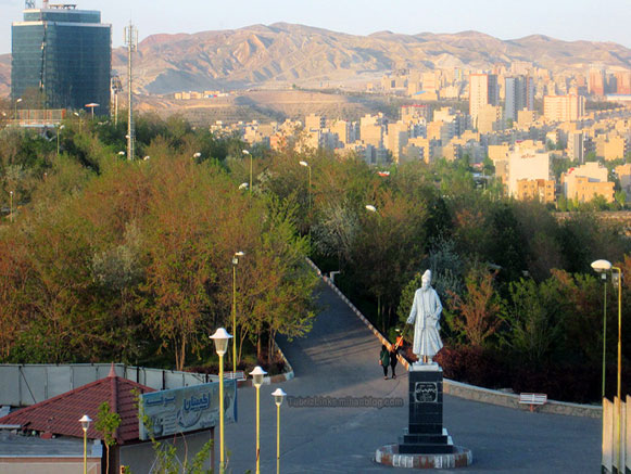 پارک صائب تبریزی