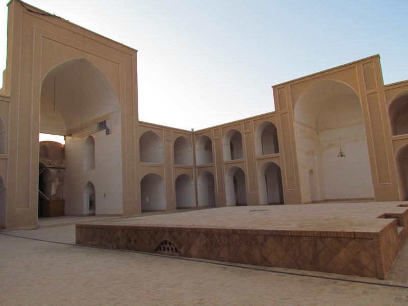مسجد جامع ابرکوه