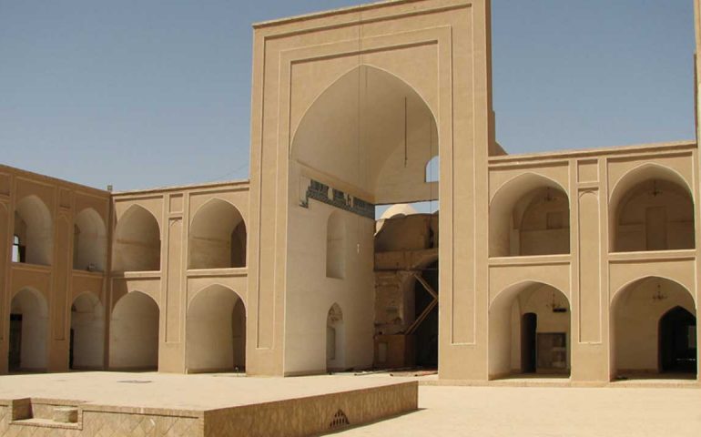 مسجد جامع ابرکوه