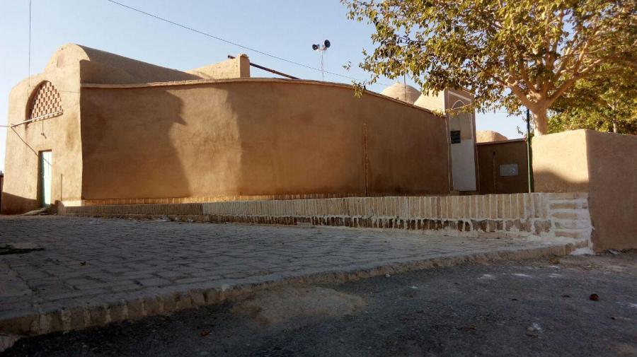 مسجد بیرون ابرکوه