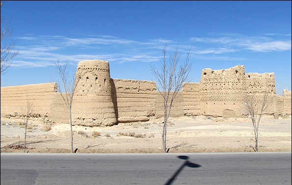 قلعه های ابرکوه