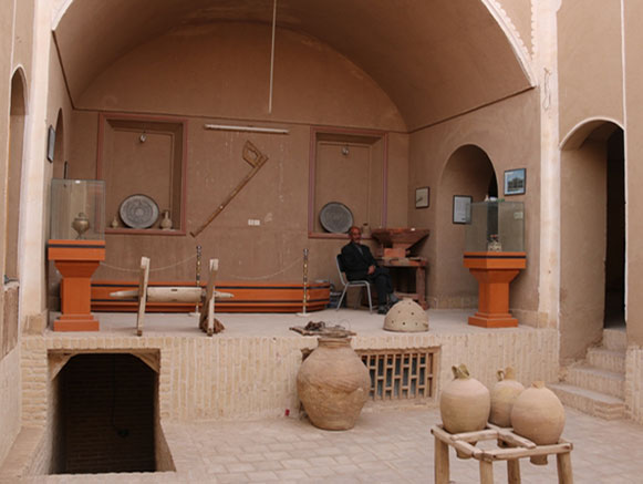 خانه وحشی بافقی