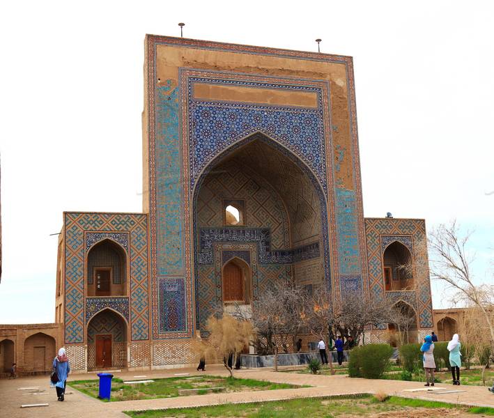 آرامگاه مولانا زین الدین ابوبکر تایبادی