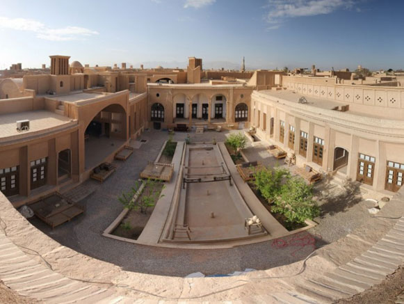 هتل سنتی خانه سیگاری یزد