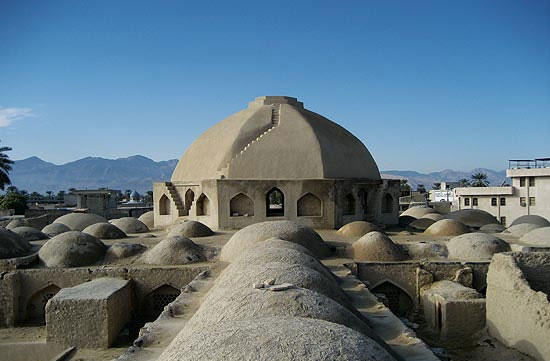 بازار قیصریه لارستان