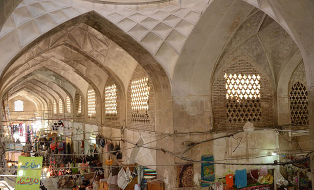 بازار قیصریه لارستان