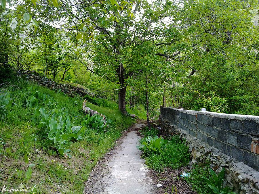 روستای وردیج و کوه ارواح سنگی