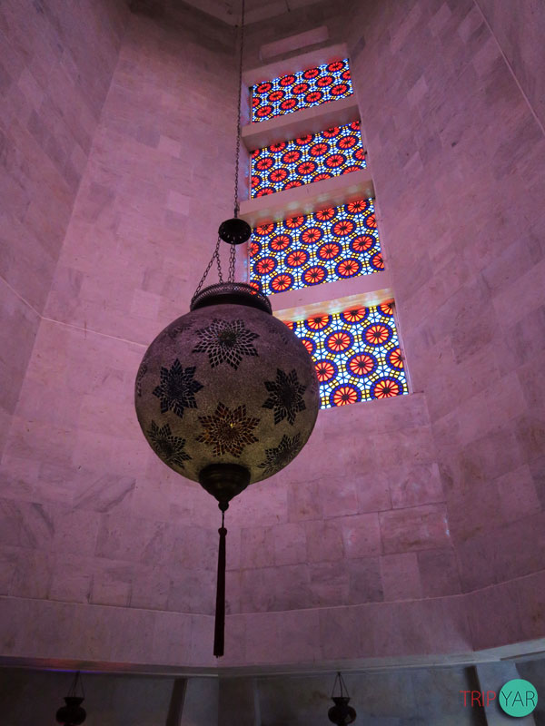 آرامگاه نظامی گنجوی