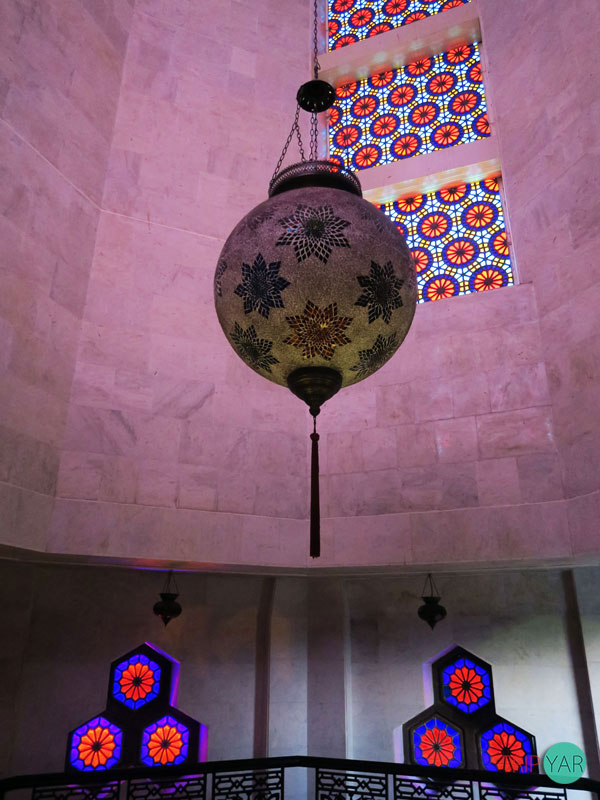 آرامگاه نظامی گنجوی