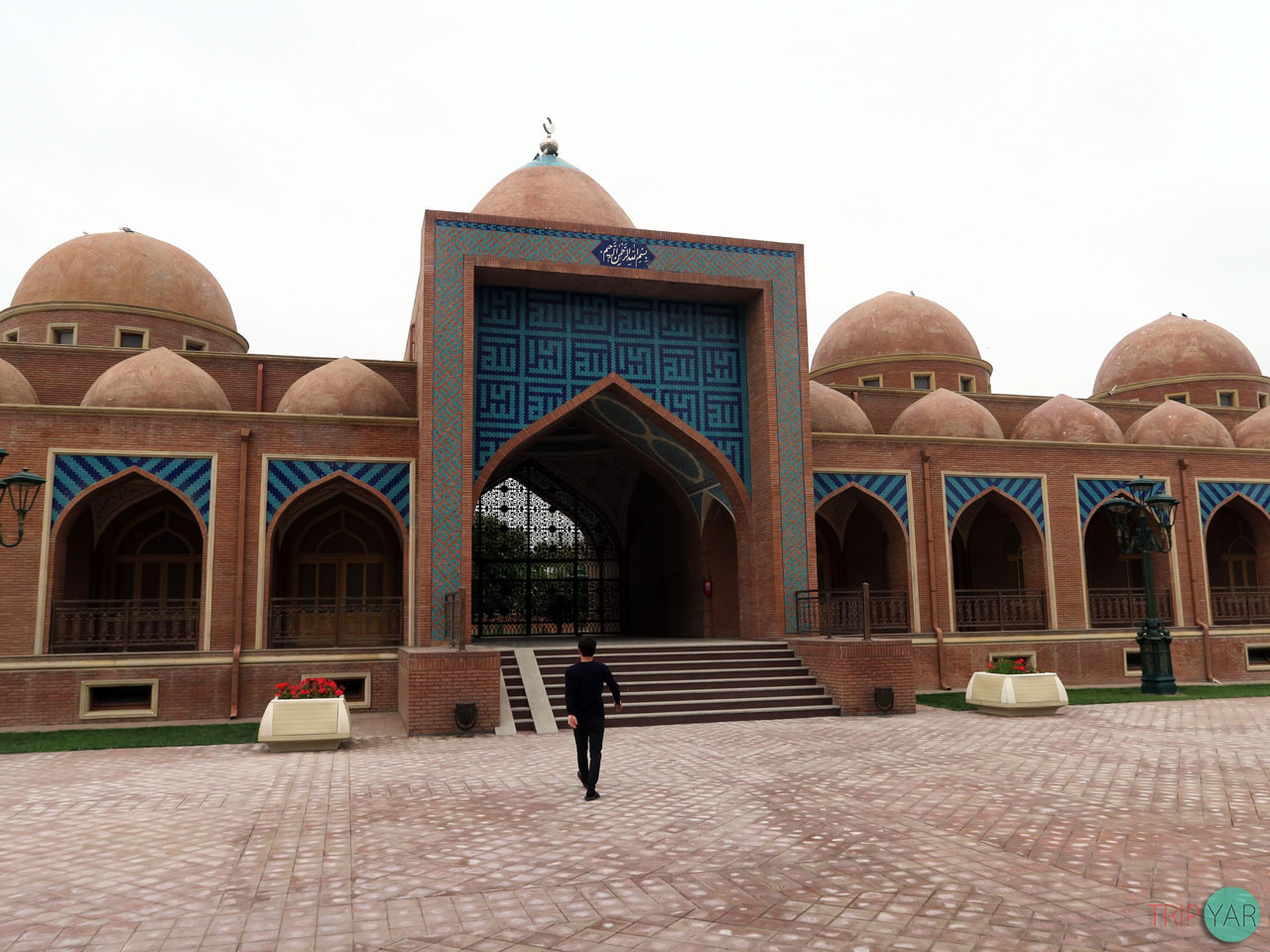 زیارتگاه امامزاده ابراهیم گنجه