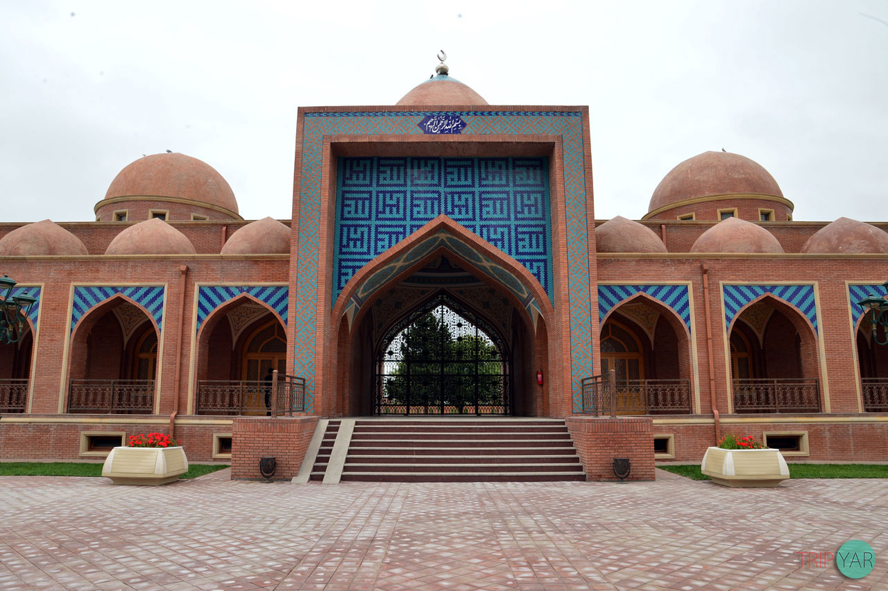 زیارتگاه امامزاده ابراهیم گنجه