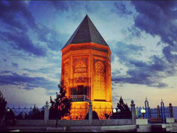 مقبره حضرت نوح نخجوان