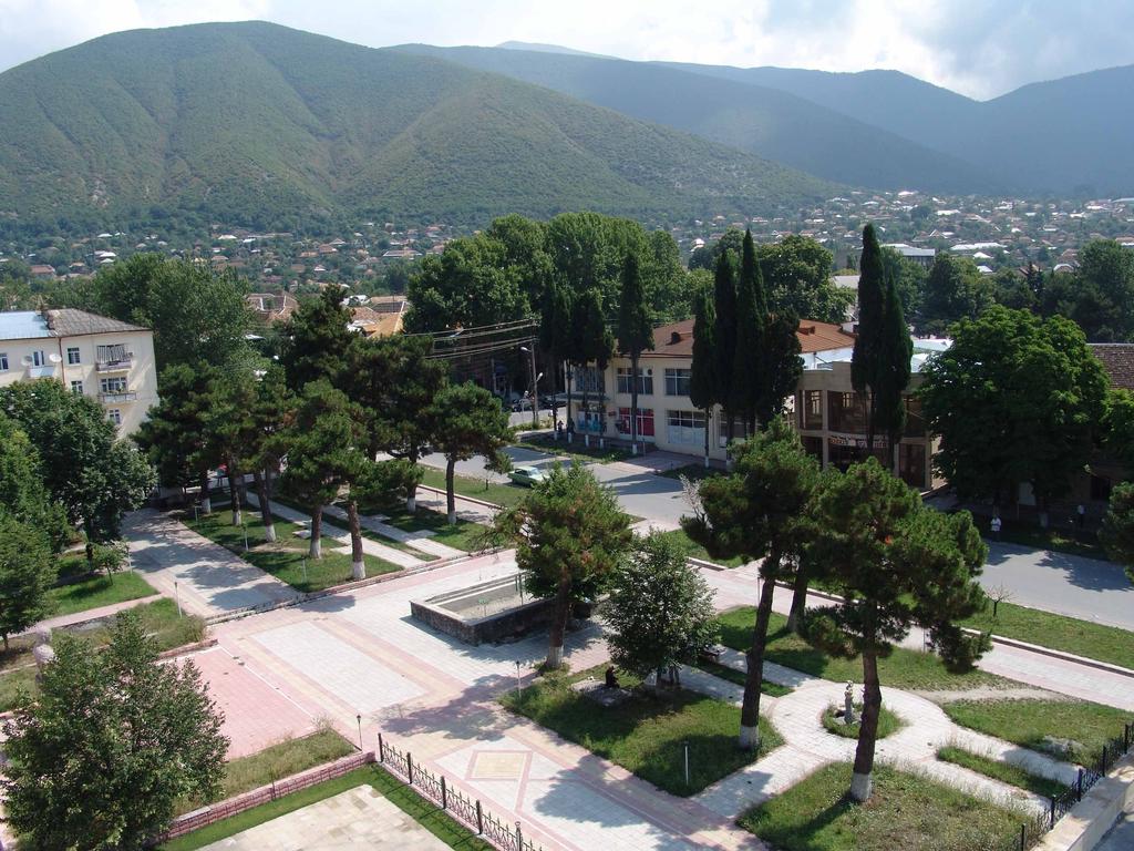 هتل سرای شکی