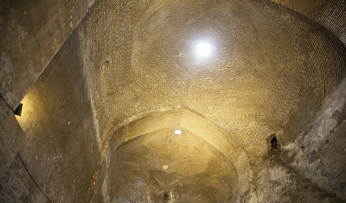 آب انبار مسجد جامع قزوین