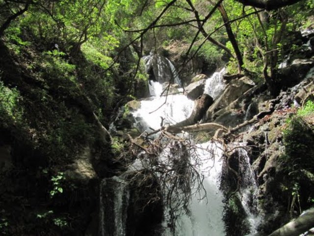وارک آبشاری بکر در لرستان 