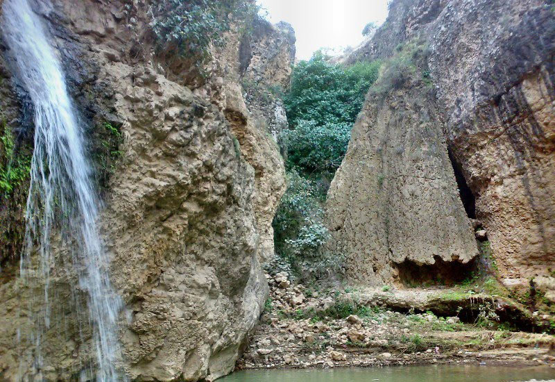 آبشار بالی قایه گلستان
