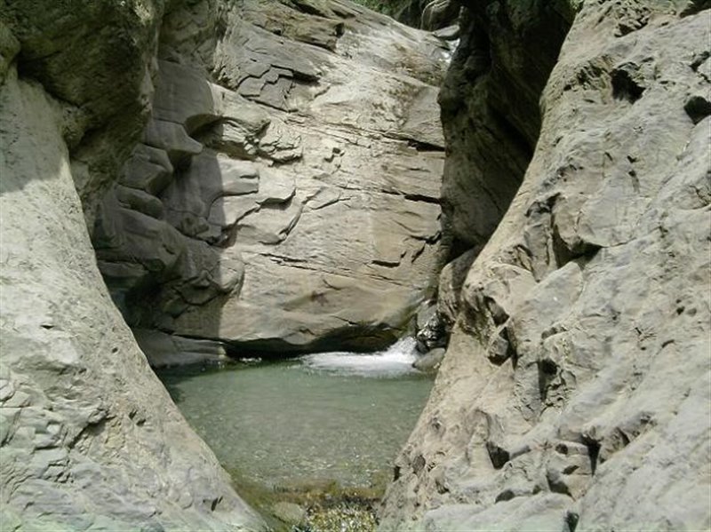 آبشار سه کنج کرمان