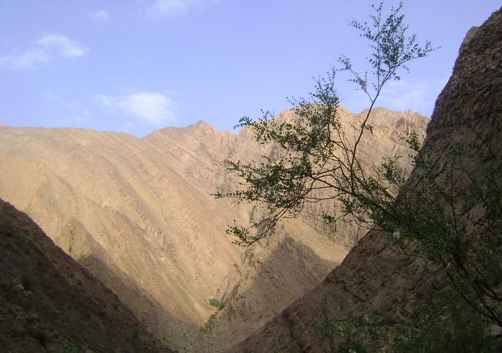آبشار سه کنج کرمان