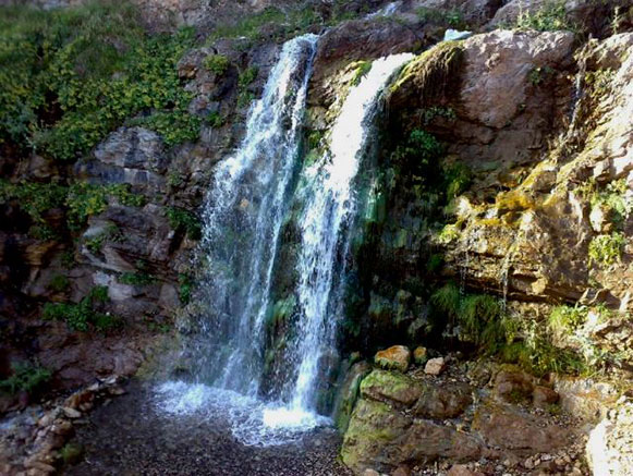آبشار چرات سواد کوه