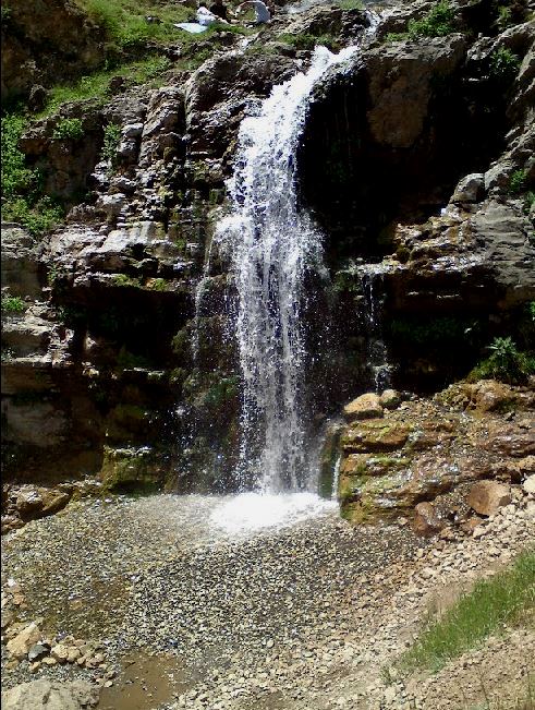 آبشار چرات سواد کوه