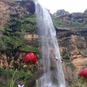 آبشار طوف خیمه سوق