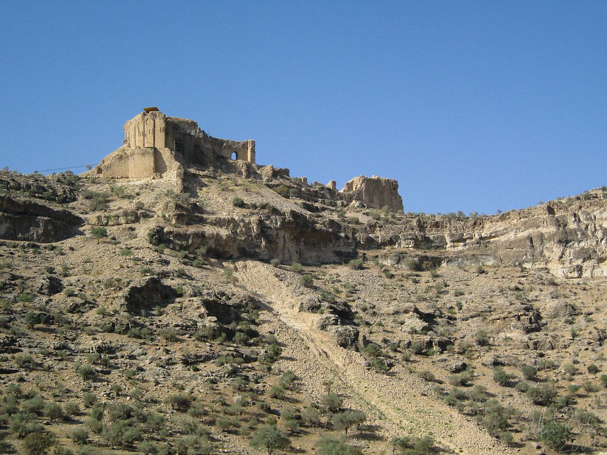 قلعه دختر فیروزآباد