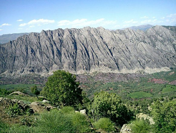 مهراب کوه دلفان