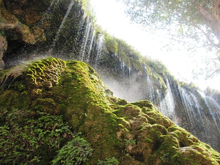 آسیاب خرابه آبشاری دیدنی در آذربایجان‌شرقی 