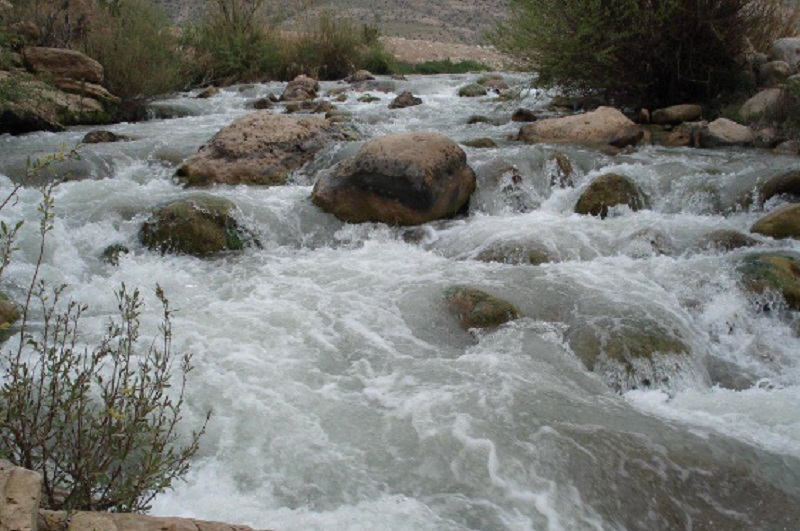 پلیه آبشاری دیدنی با ۷ سرچشمه 