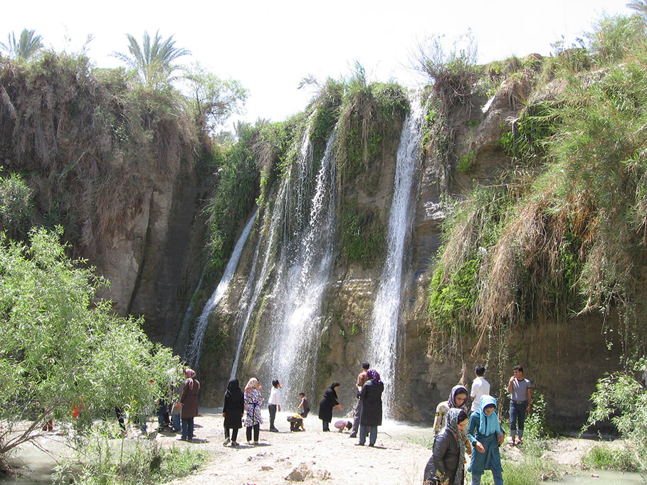 آیا به آبشار رودفاریاب سفر کرده‌اید؟ 