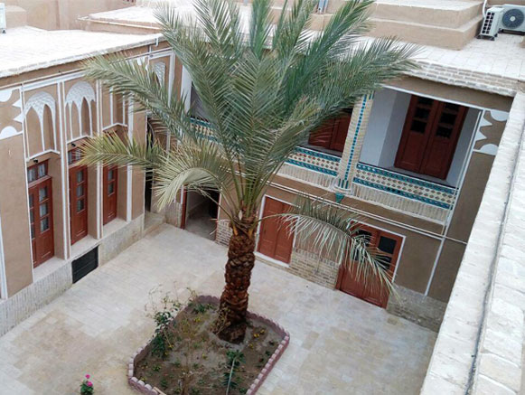 اقامتگاه بوم گردی طارونه یزد