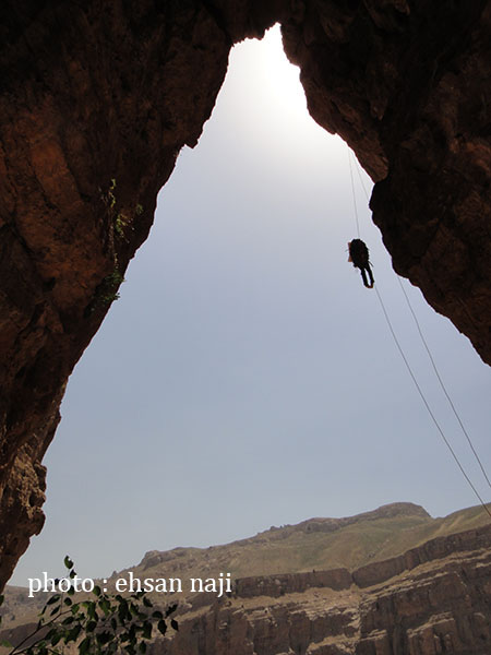تنگ زندان