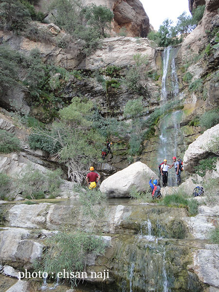 تنگ زندان