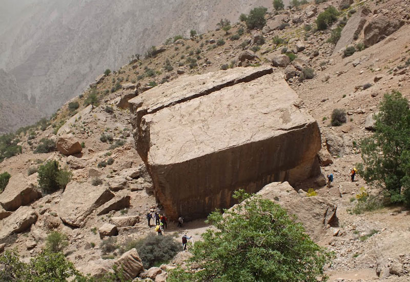 تنگ زندان