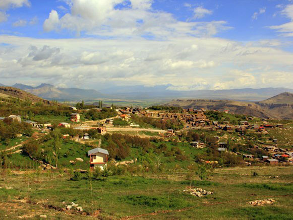 روستای قره خاچ ماکو