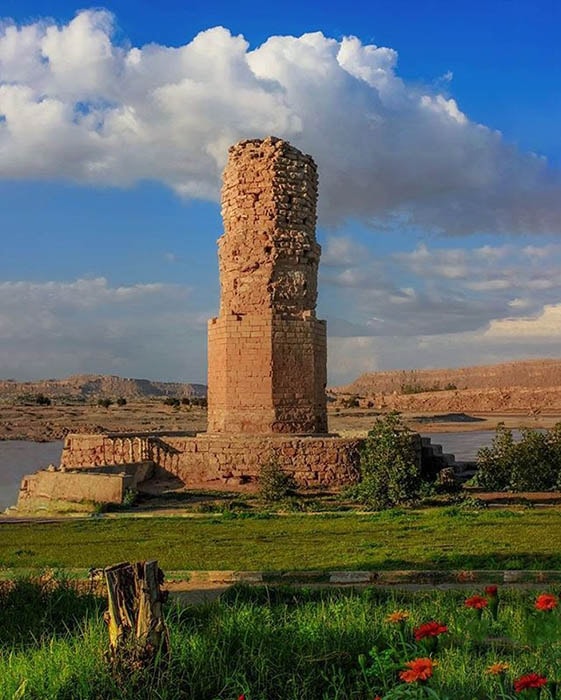 برج کلاه فرنگی شوشتر