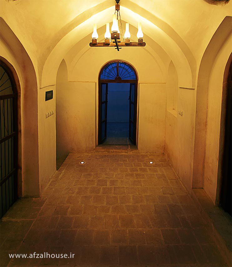 اقامتگاه عمارت افضل شوشتر