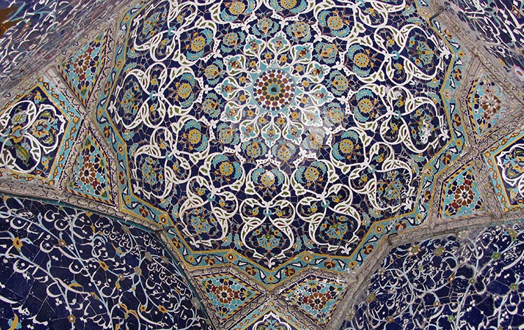آرامگاه شاه شجاع