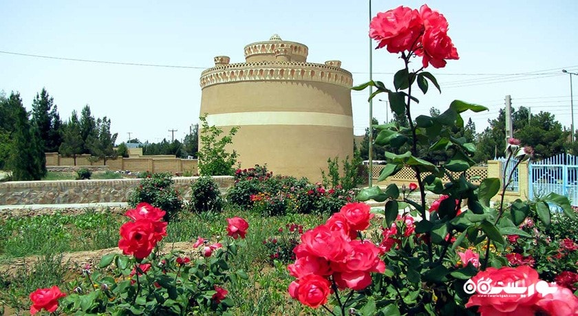 کبوترخانه میبد
